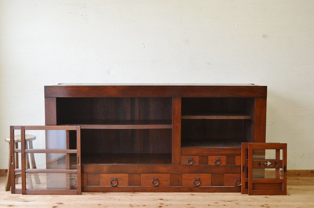 アンティーク家具　古い木の水屋箪笥サイドボード