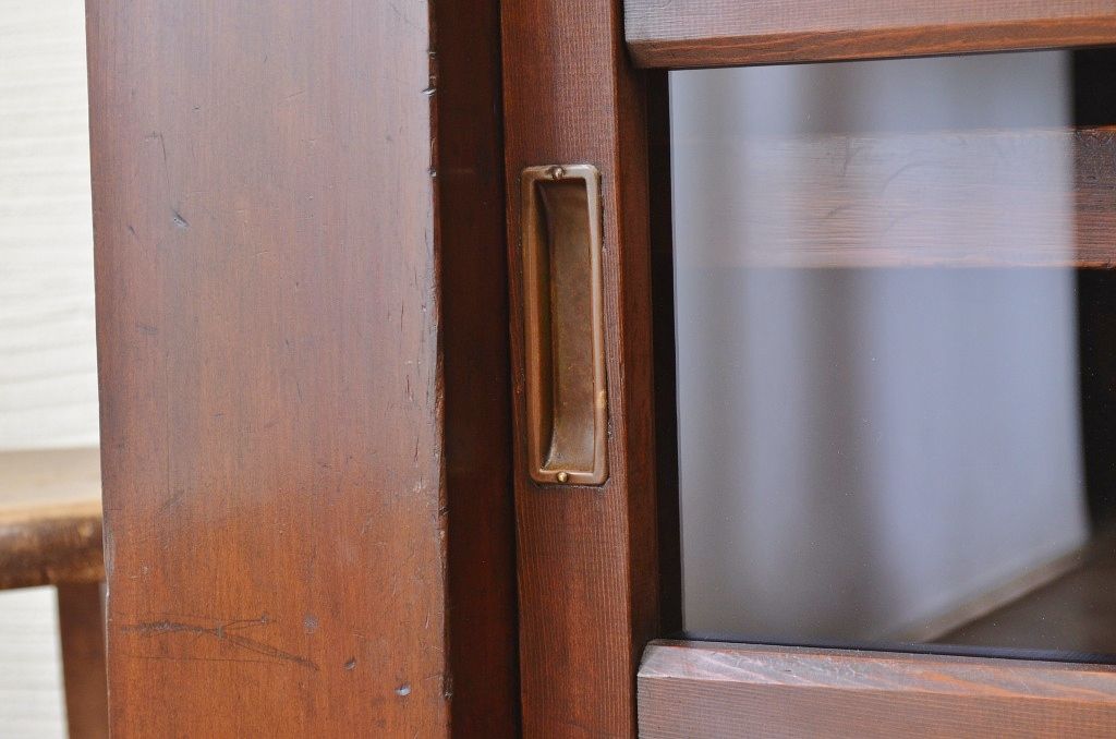 アンティーク家具　古い木の水屋箪笥サイドボード