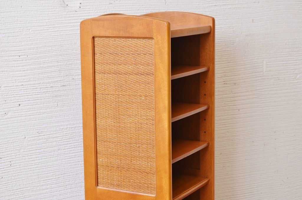 中古　カリモク製スリッパラック