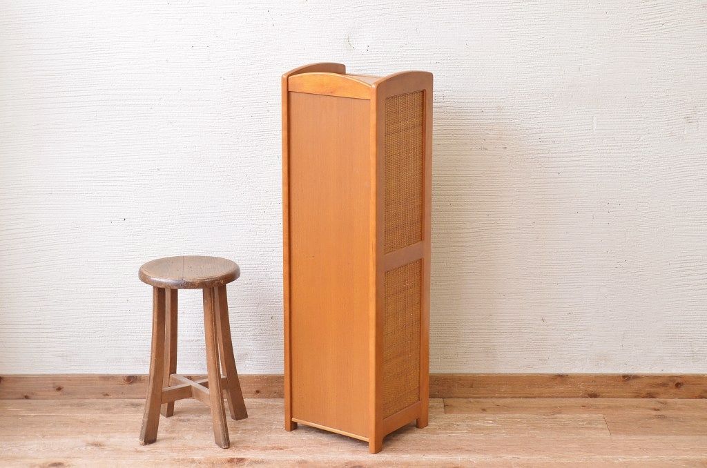 中古　カリモク製スリッパラック