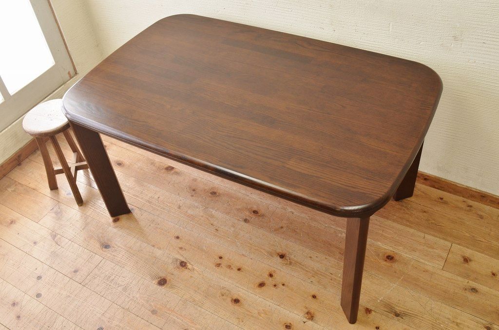 中古　極上美品マルニ製ダイニングテーブル