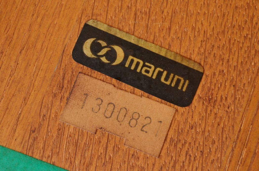 中古　極上美品マルニ製ダイニングテーブル