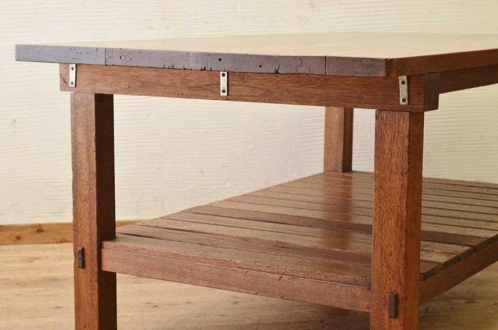 アンティーク家具　重厚!!天板がナラ材の骨太作業台1(ダイニングテーブル)