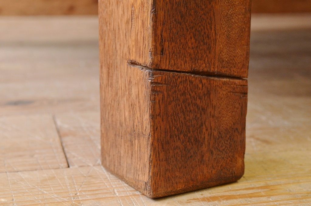アンティーク家具　重厚!!天板がナラ材の骨太作業台4(ダイニングテーブル)