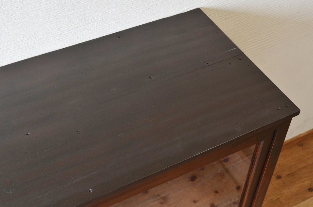 アンティーク家具　アンティーク古い木の脚付き収納棚