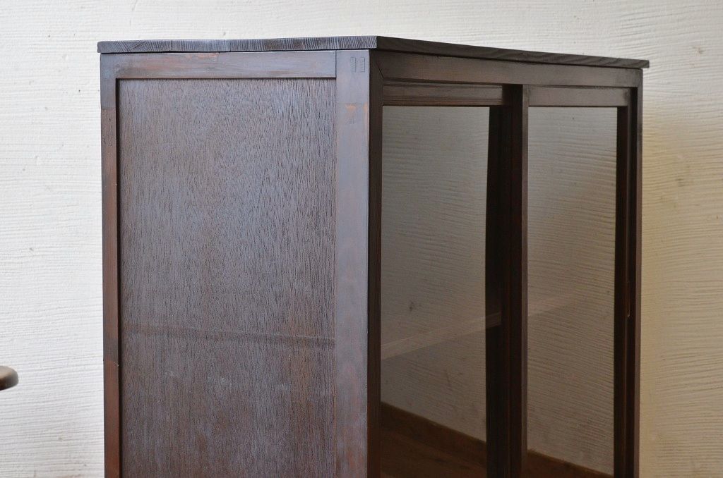 アンティーク家具　アンティーク古い木の脚付き収納棚