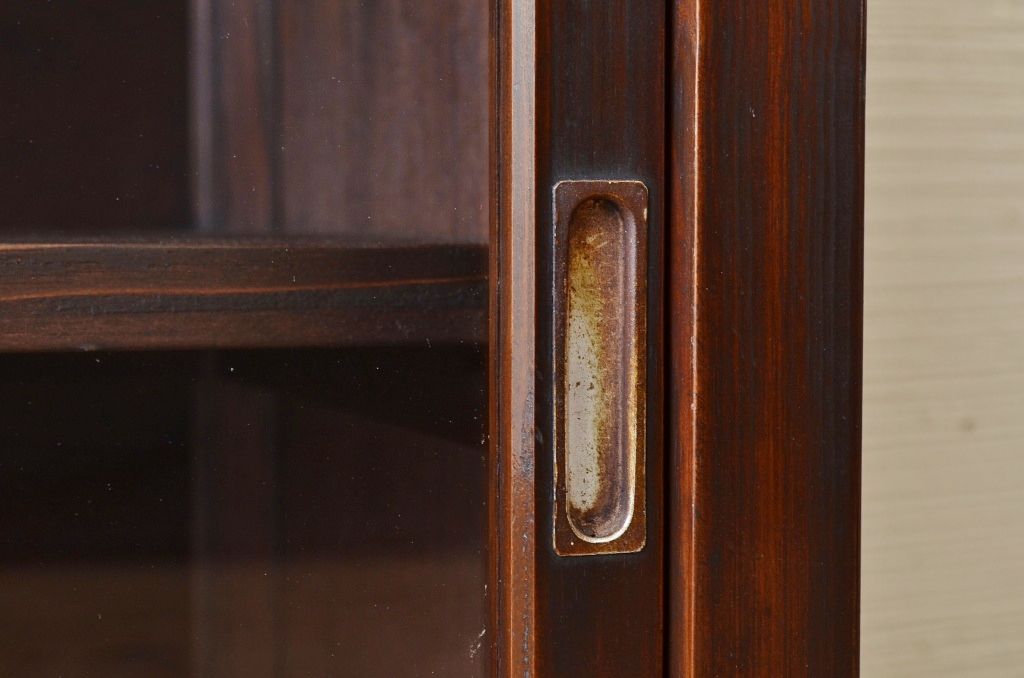 アンティーク家具　アンティーク古い木の脚付き収納棚