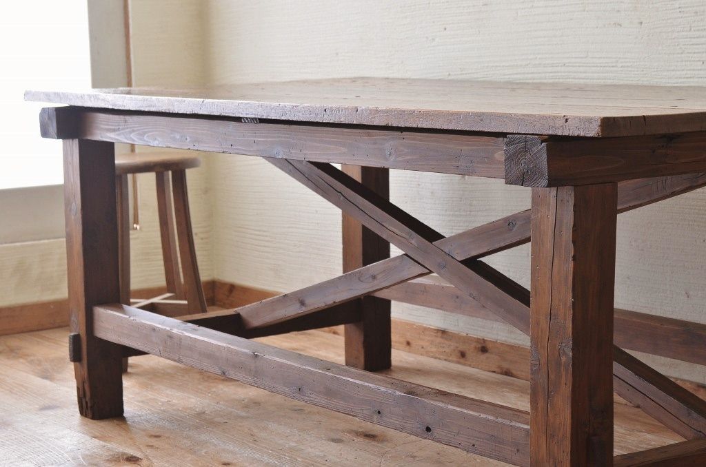 アンティーク家具　素敵な雰囲気!古い工場の小振りな作業台(テーブル)