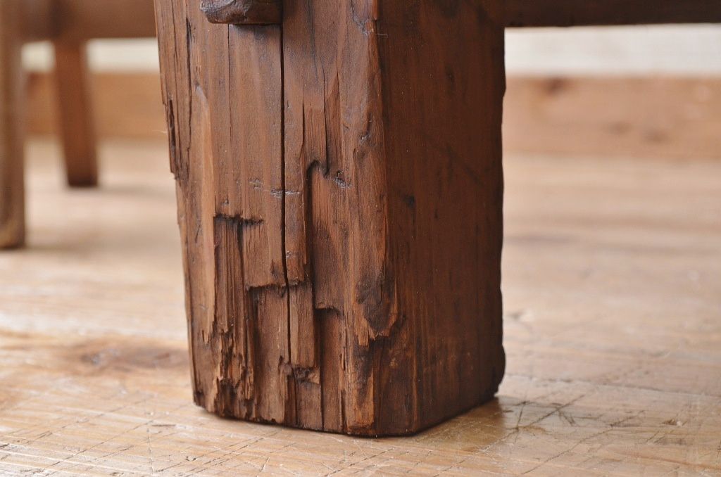 アンティーク家具　素敵な雰囲気!古い工場の小振りな作業台(テーブル)