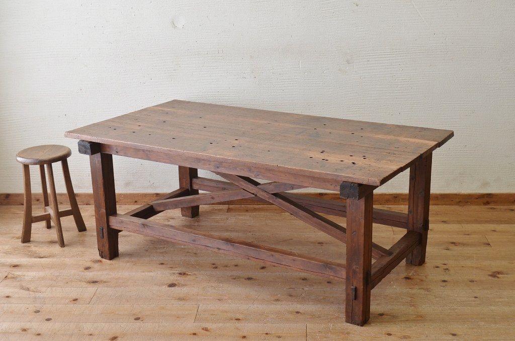 アンティーク家具　素敵な雰囲気!古い工場の小振りな作業台(テーブル)