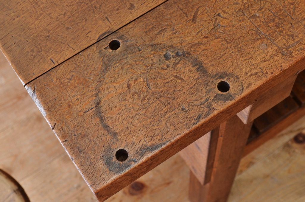 アンティーク家具　重厚!天板ナラ材の骨太作業台1(カウンターテーブル)