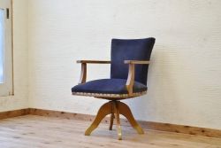 アンティーク家具　古いナラ材のアンティーク回転椅子