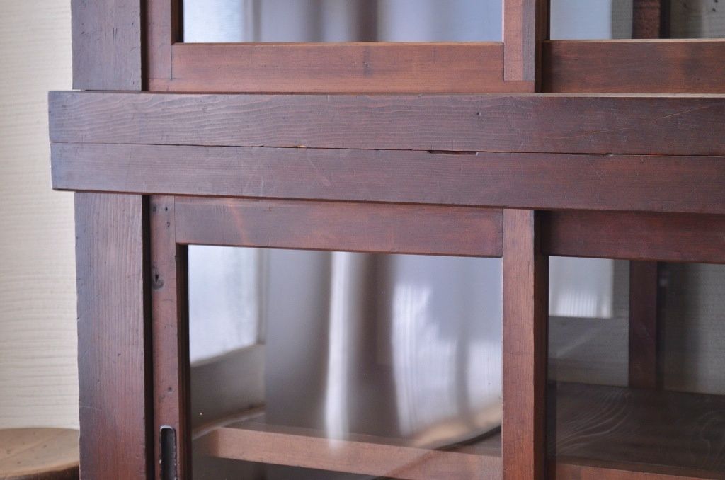 アンティーク家具　希少!古い商家の両面引き戸収納棚(ガラスケース)