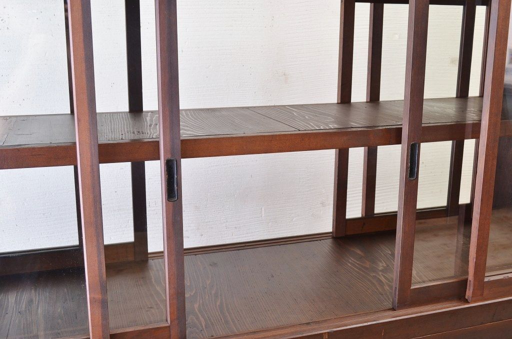 アンティーク家具　希少!古い商家の両面引き戸収納棚(ガラスケース)