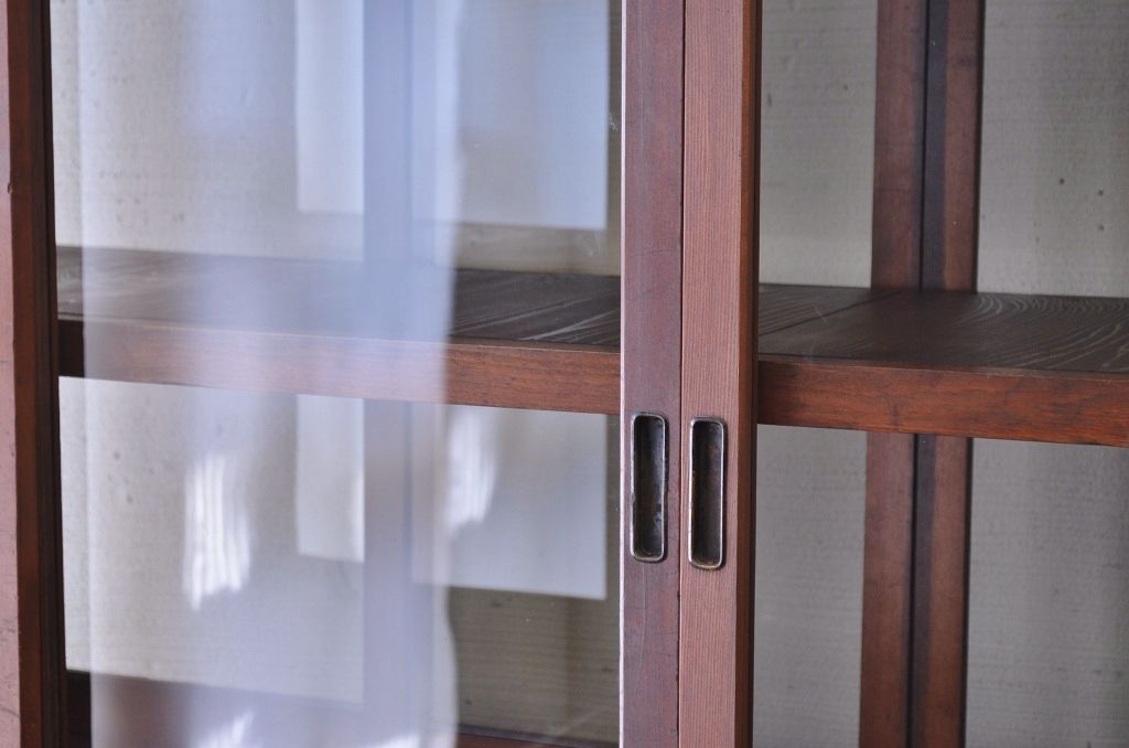 アンティーク家具　希少!古い商家の両面引き戸収納棚(ガラスケース)