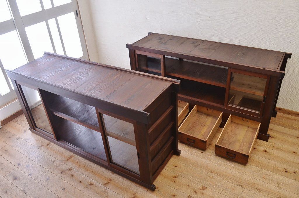 アンティーク家具　希少!古い商家の両面引き戸収納棚(ガラスケース)