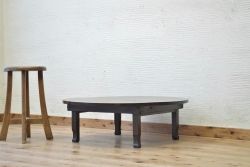 アンティーク家具　使い込まれた丸型アンティークテーブル
