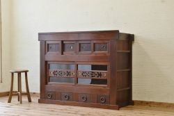 アンティーク家具　素敵なデザイン!四尺水屋箪笥サイドボード
