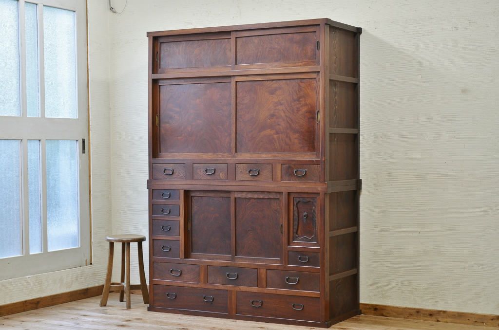 アンティーク家具　特別注文造り　引き戸が入れ替え可能　関東水屋箪笥