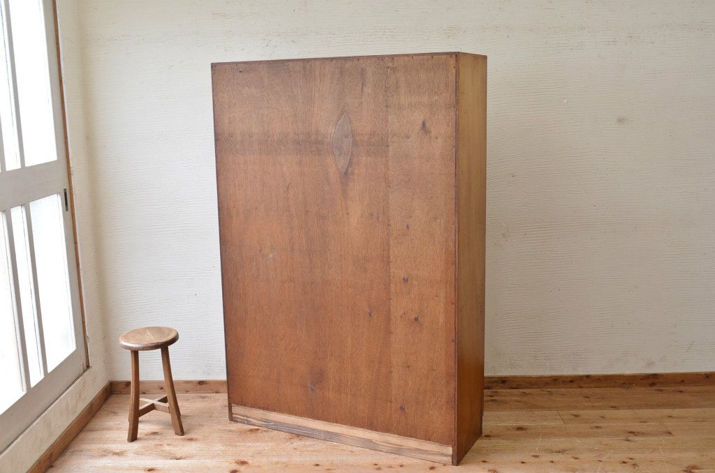 レトロ家具　1970年代レトロな扉付き下駄箱