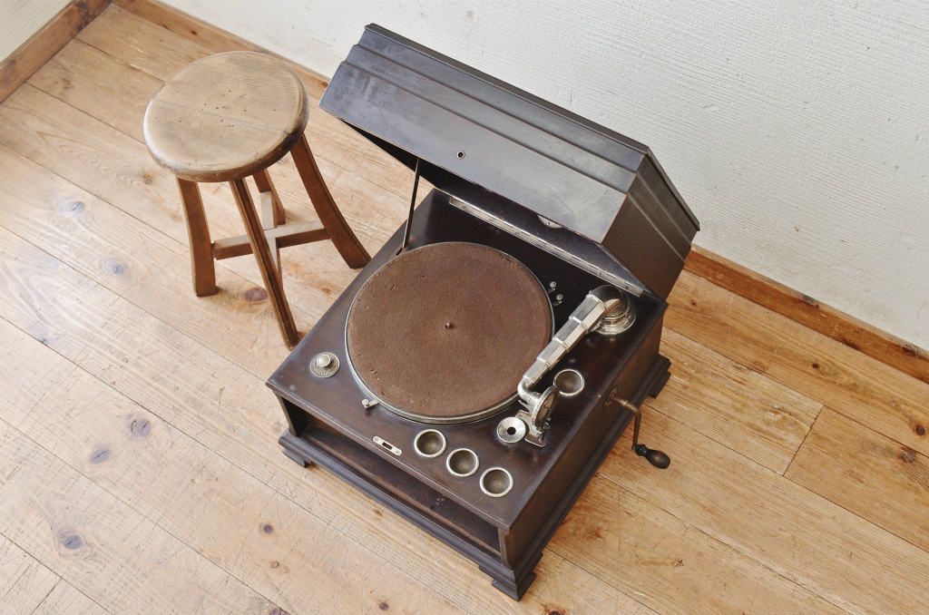 ジャンク品!レトロなUSA蓄音機CHENEY