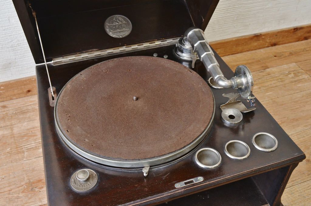 ジャンク品!レトロなUSA蓄音機CHENEY