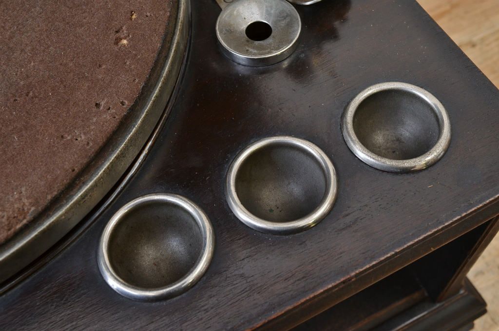 ジャンク品!レトロなUSA蓄音機CHENEY