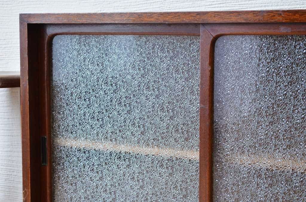 アンティーク家具　古い木の小振りなアンティーク収納棚1