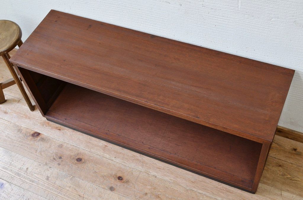 アンティーク家具　古い木のシンプルなローボード