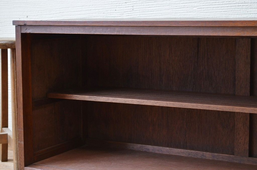 アンティーク家具　古い木のシンプルなローボード