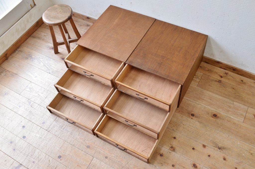 アンティーク家具　1970年代前面がアクリル板の引き出し箱2個セット3