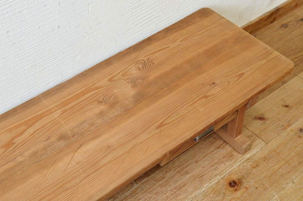アンティーク家具　古い木味のアンティークテーブル(作業台・机・裁ち板)