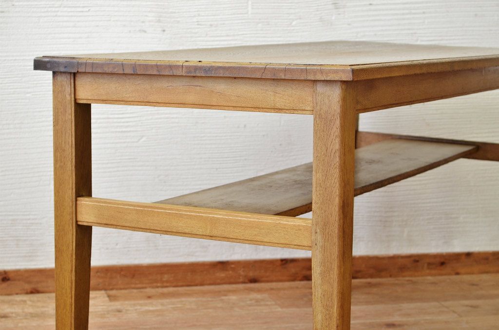 アンティーク家具　★素敵なデザイン!古いナラ材の横長テーブル(作業台、机)