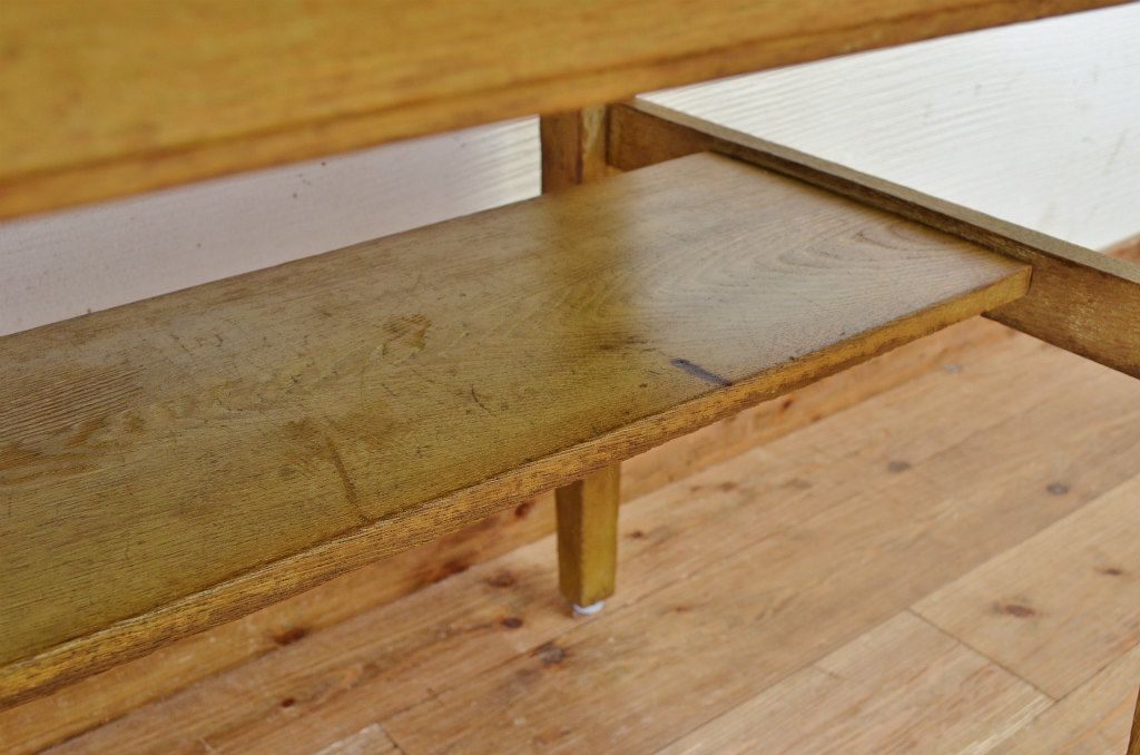 アンティーク家具　★素敵なデザイン!古いナラ材の横長テーブル(作業台、机)