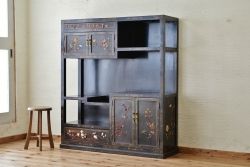 アンティーク家具　石細工の素晴らしいアンティーク飾り棚