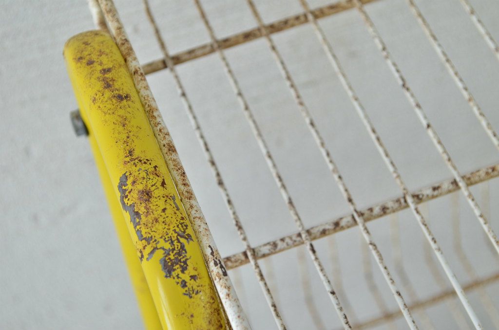 レトロ家具　レトロなアイアンラック(飾り棚)