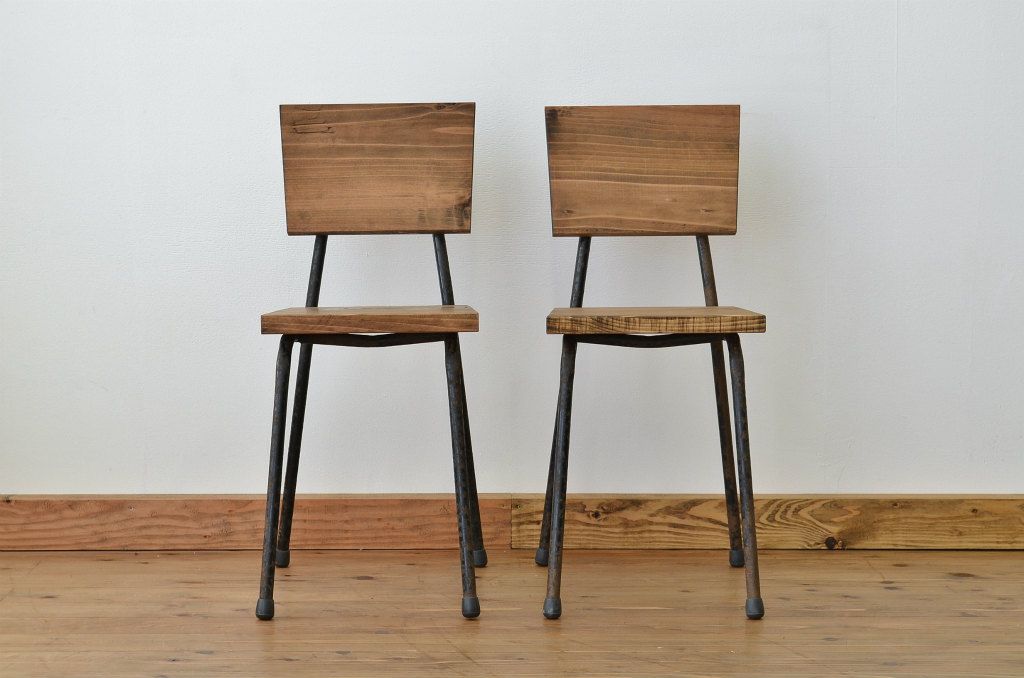 アンティーク家具　鉄脚のシンプルなイス(椅子)2脚セット1