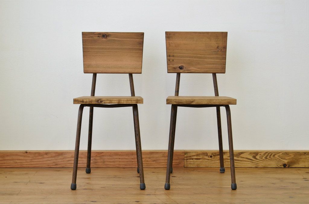 アンティーク家具　鉄脚のシンプルなイス(椅子)2脚セット2