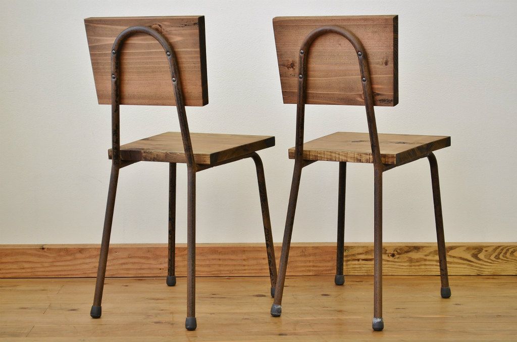 アンティーク家具　鉄脚のシンプルなイス(椅子)2脚セット2