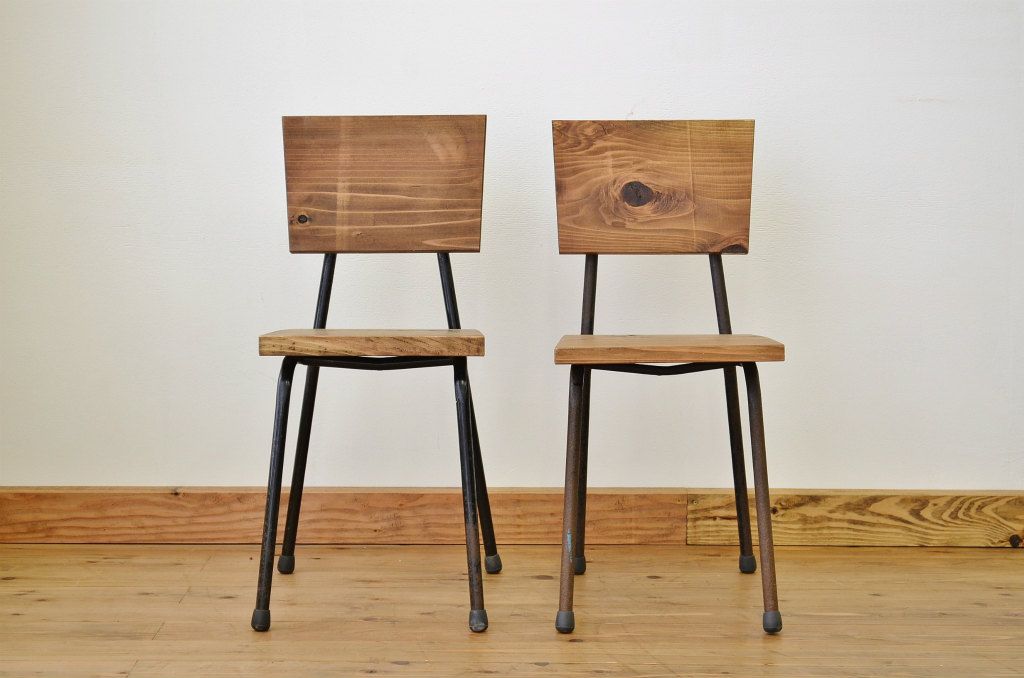アンティーク家具　鉄脚のシンプルなイス(椅子)2脚セット3