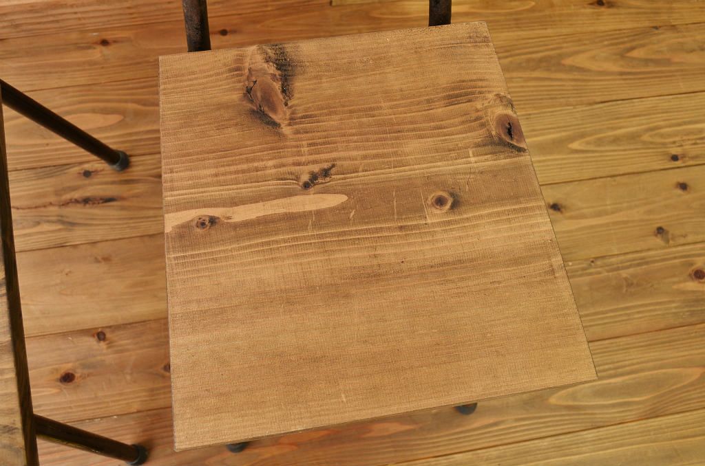 アンティーク家具　鉄脚のシンプルなイス(椅子)2脚セット3