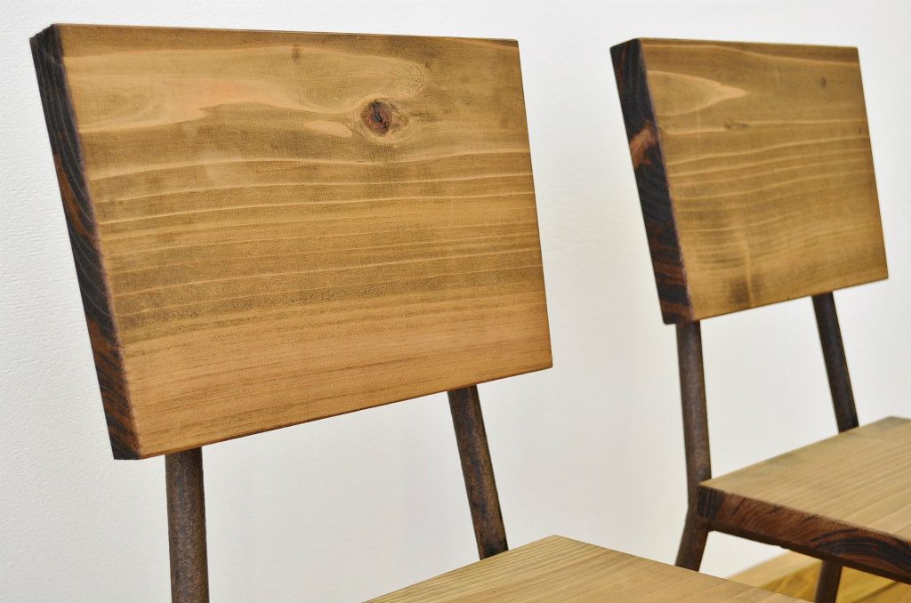 アンティーク家具　鉄脚のシンプルなイス(椅子)2脚セット4
