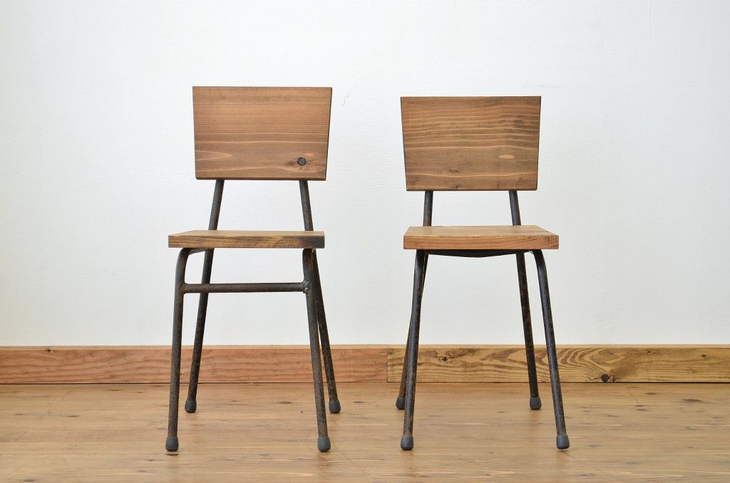 アンティーク家具　鉄脚のシンプルなイス(椅子)2脚セット5