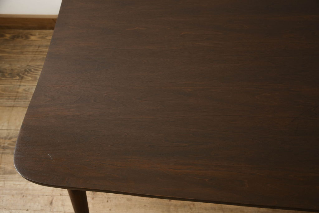 和製ヴィンテージ　脚ニレ材・脚先真鍮　シンプルなデザインが取り入れやすいダイニングテーブル(コーヒーテーブル、カフェテーブル、ビンテージ)(R-048840)