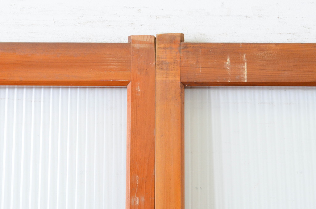 レトロ建具 昭和レトロな空間づくりにおすすめのモールガラス