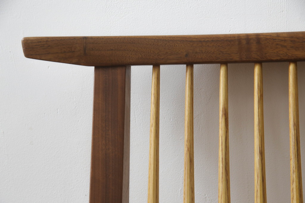 中古　ジョージナカシマ　桜製作所　コノイドチェア(CONOID CHAIR)　CN101　スタイリッシュな佇まいのサイドチェア(ジョージ・ナカシマ、板座チェア、ダイニングチェア、椅子、イス)(R-068144)