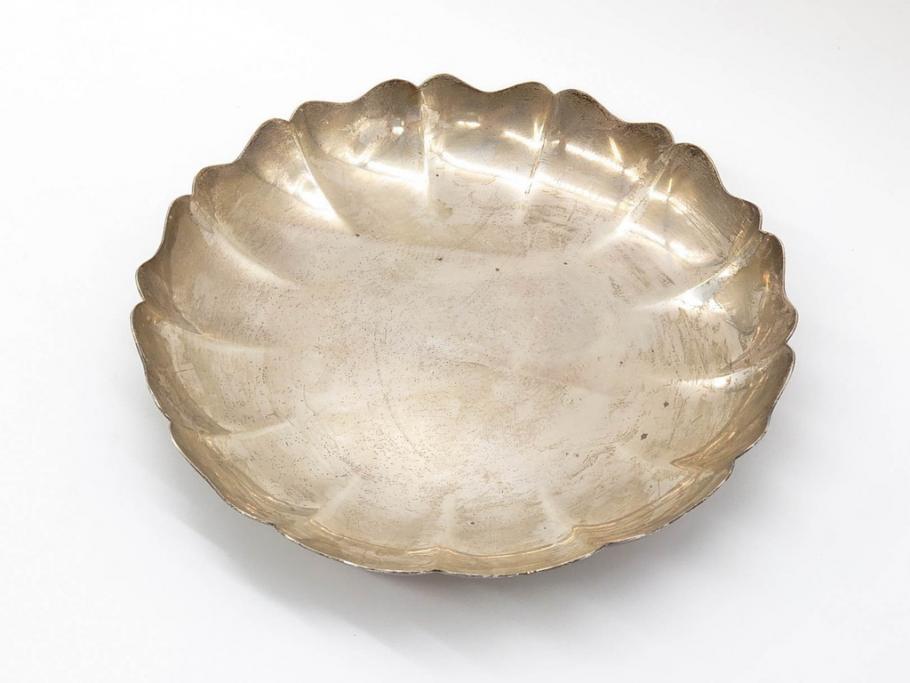アメリカ　TIFFANY&CO.MAKERS(ティファニー メイカーズ)　STERLINGSILVER(スターリングシルバー) 25323　総重量 約497g　柔らかな縁の曲線がエレガントなプレート(変形皿、フリル、レース、中皿、深皿、菓子器、銀製品)(R-079111)