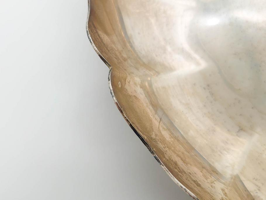 アメリカ　TIFFANY&CO.MAKERS(ティファニー メイカーズ)　STERLINGSILVER(スターリングシルバー) 25323　総重量 約497g　柔らかな縁の曲線がエレガントなプレート(変形皿、フリル、レース、中皿、深皿、菓子器、銀製品)(R-079111)