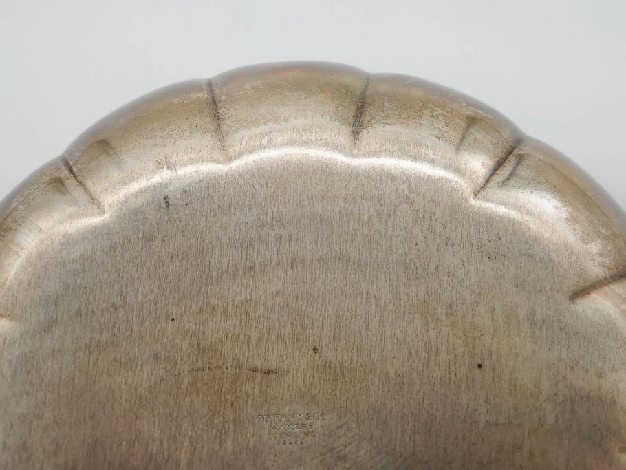 アメリカ　TIFFANY&CO.MAKERS(ティファニー メイカーズ)　STERLINGSILVER(スターリングシルバー) 25323　総重量 約497g　柔らかな縁の曲線がエレガントなプレート(変形皿、フリル、レース、中皿、深皿、菓子器、銀製品)(R-079111)