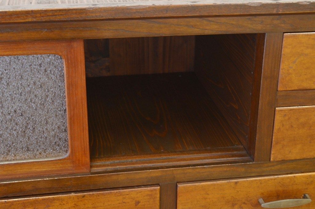 アンティーク家具　★前面欅!ダイヤガラスアンティークチェスト(箪笥)